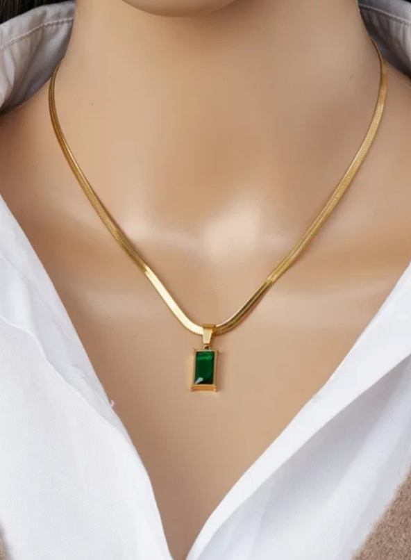 Collar de Esmeralda Lujoso